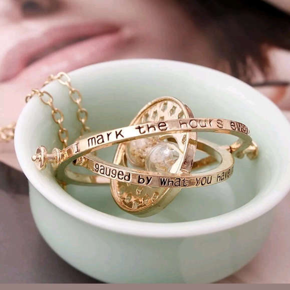 **Last One**Harry Potter Time Turner Necklace - Picture 4 of 5